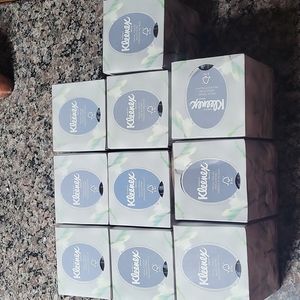 Lot of 10 new sealed kleenex 2 ply facial tissues standing box 95 tissues
